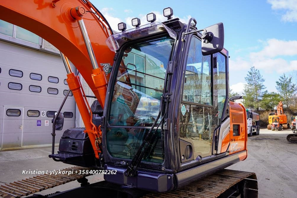 Leasing de Hitachi ZX130LCN-7 VÄHÄN AJETTU  Hitachi ZX130LCN-7 VÄHÄN AJETTU: foto 11