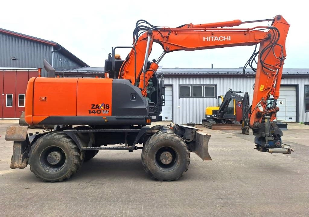 Hitachi ZX140W-5 HUIPPUVARUSTEET - Excavadora de ruedas: foto 5 Hitachi ZX140W-5 HUIPPUVARUSTEET - Excavadora de ruedas: foto 5