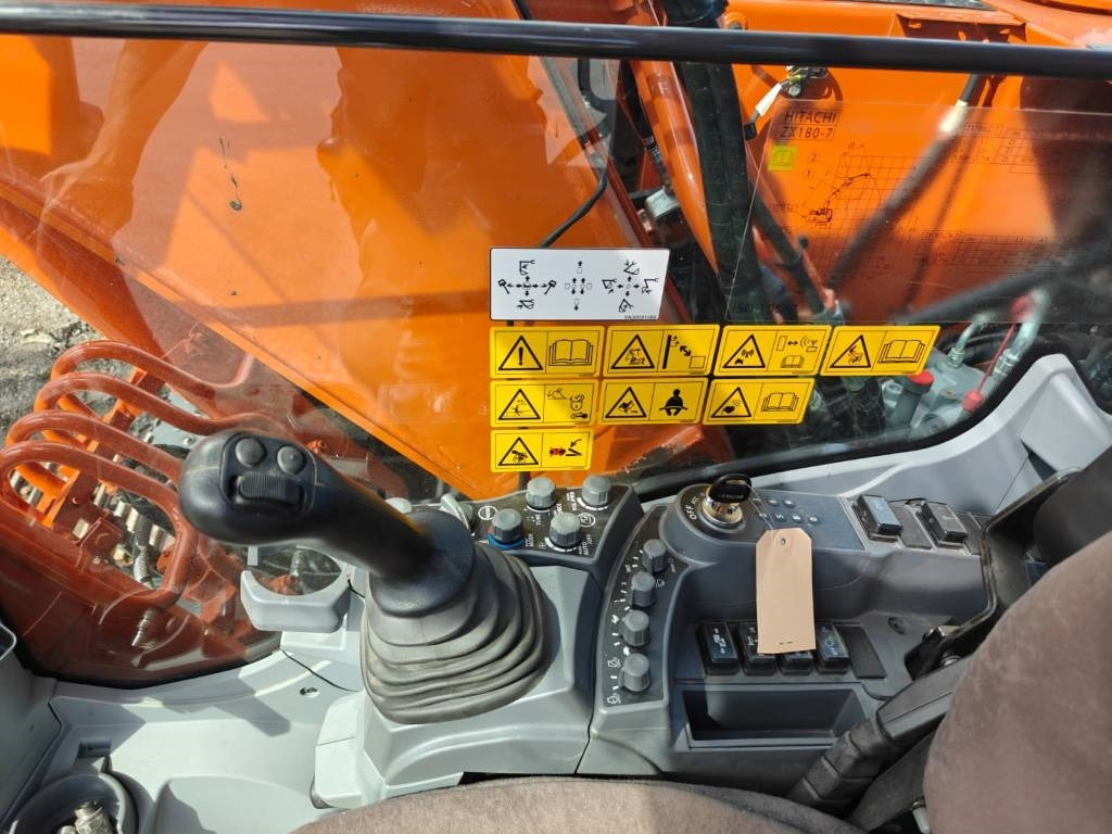 Excavadora de cadenas Hitachi ZX180LCN-7: foto 21