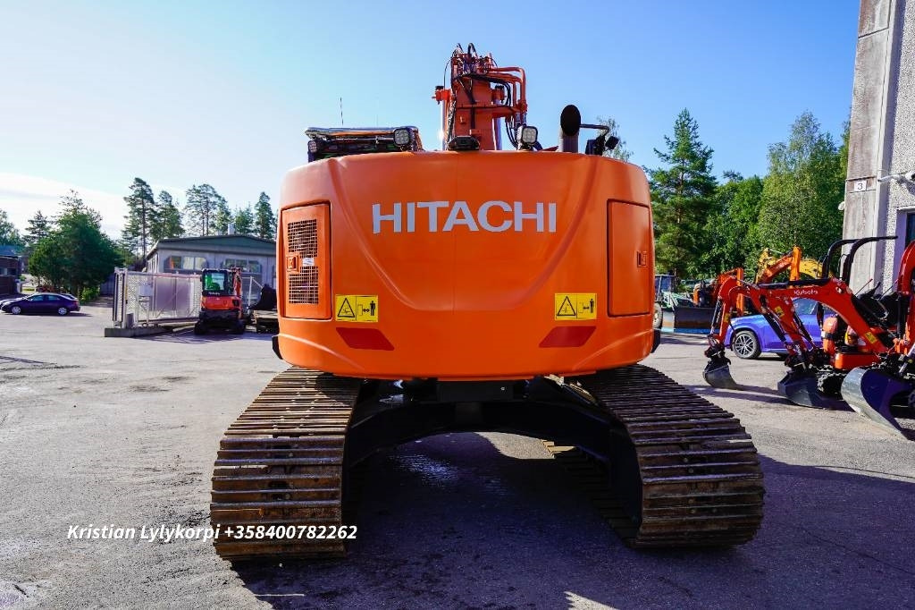 Hitachi ZX225USLC-6 Huippuvarusteet! - Excavadora de cadenas: foto 5 Hitachi ZX225USLC-6 Huippuvarusteet! - Excavadora de cadenas: foto 5