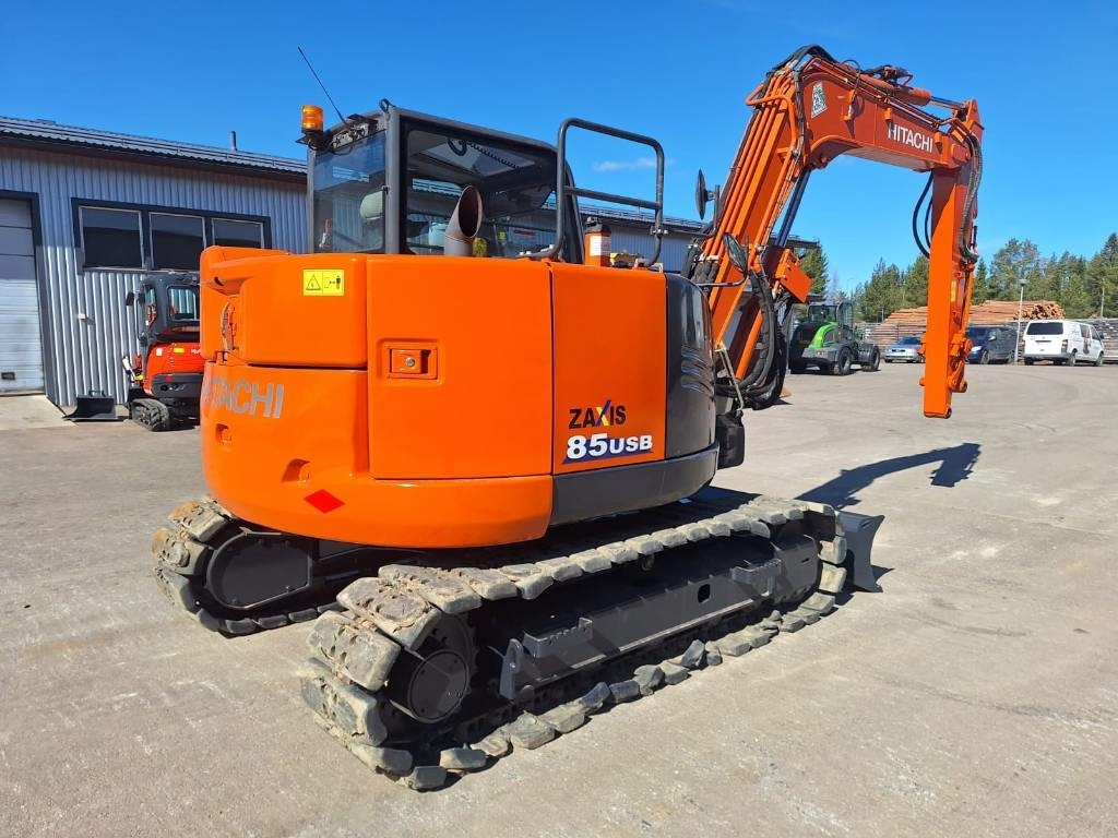 Hitachi ZX85USB-6 - Miniexcavadora: foto 4 Hitachi ZX85USB-6 - Miniexcavadora: foto 4
