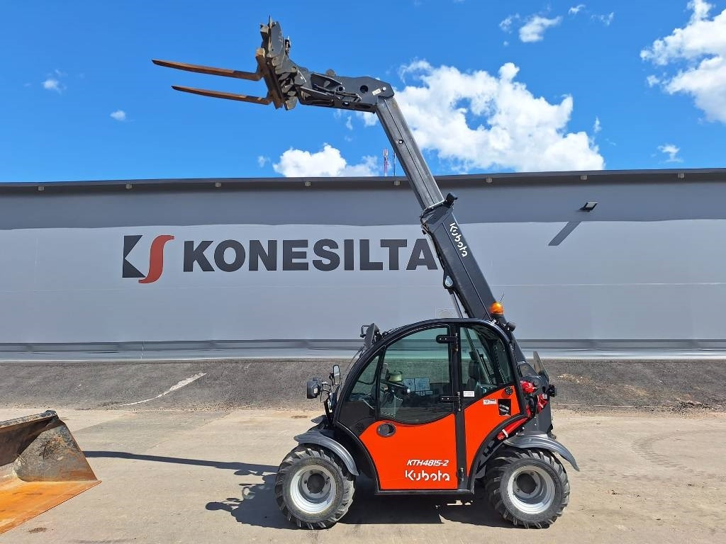 Kubota KHT 4815-2 MINIKUROTTAJA - Manipulador telescópico: foto 2 Kubota KHT 4815-2 MINIKUROTTAJA - Manipulador telescópico: foto 2