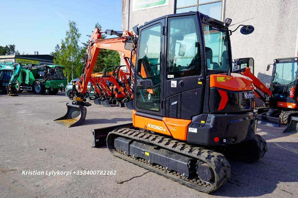 Kubota KX060-5 EX-DEMO - Miniexcavadora: foto 2 Kubota KX060-5 EX-DEMO - Miniexcavadora: foto 2