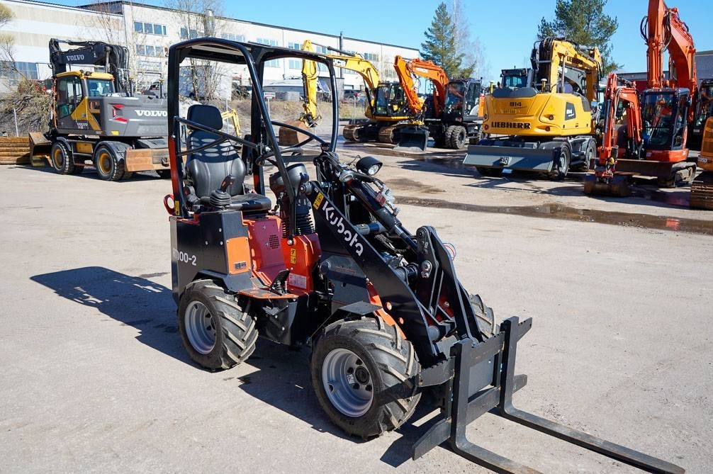 Kubota RT100-2 - Cargadora articulada: foto 4 Kubota RT100-2 - Cargadora articulada: foto 4