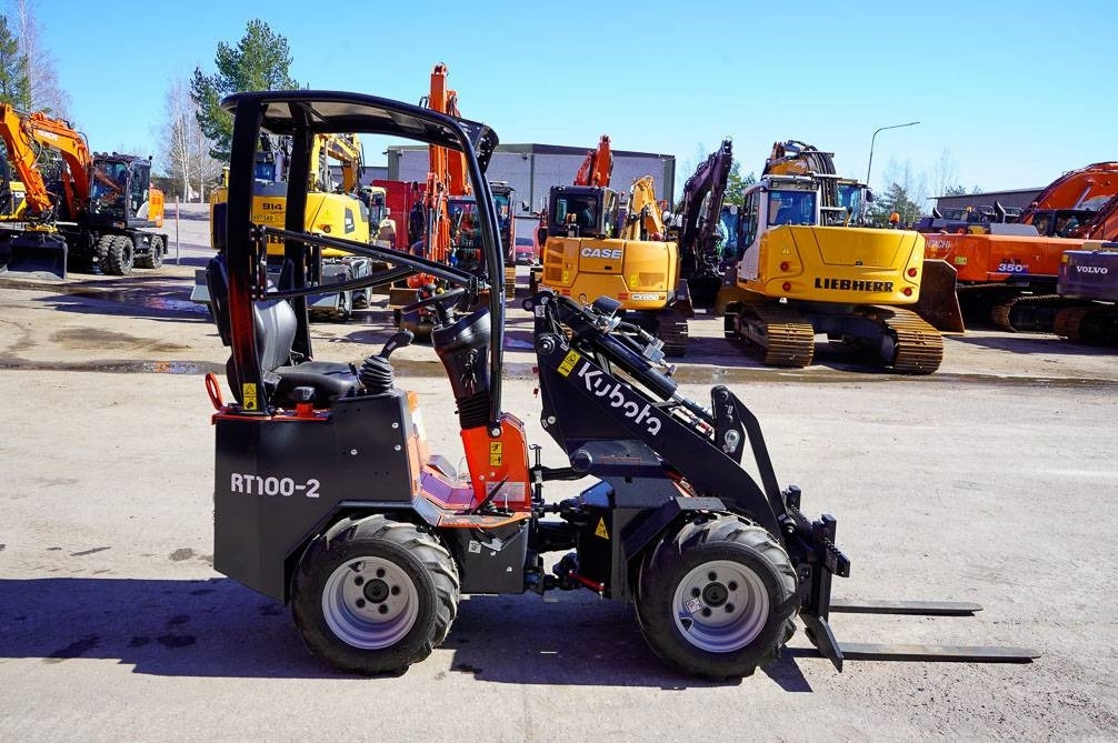 Kubota RT100-2 - Cargadora articulada: foto 5 Kubota RT100-2 - Cargadora articulada: foto 5
