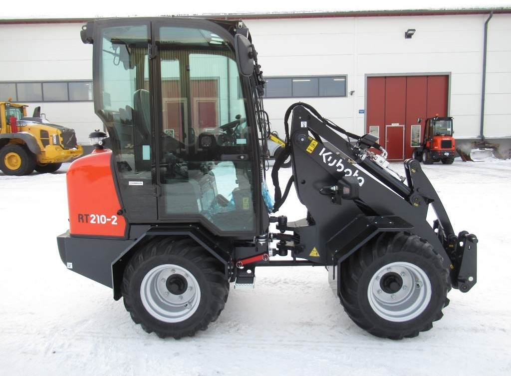 Kubota RT210-2 UUSI, TAKUU  - Cargadora articulada: foto 5 Kubota RT210-2 UUSI, TAKUU  - Cargadora articulada: foto 5