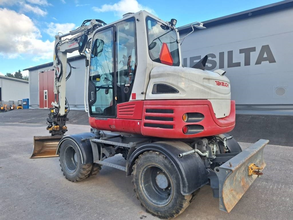 Takeuchi TB295W PYÖRITTÄJÄLLÄ - Excavadora de ruedas: foto 2 Takeuchi TB295W PYÖRITTÄJÄLLÄ - Excavadora de ruedas: foto 2