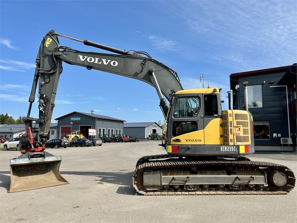 Volvo ECR235CL PYÖRITTÄJÄ, 3D-LAITTEET  - Excavadora de cadenas: foto 1 Volvo ECR235CL PYÖRITTÄJÄ, 3D-LAITTEET  - Excavadora de cadenas: foto 1