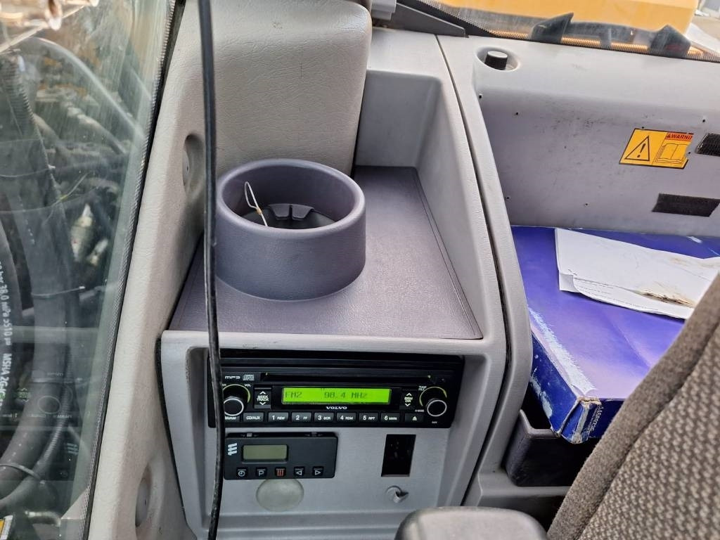 Leasing de Volvo EW160D PYÖRITTÄJÄLLÄ  Volvo EW160D PYÖRITTÄJÄLLÄ: foto 16