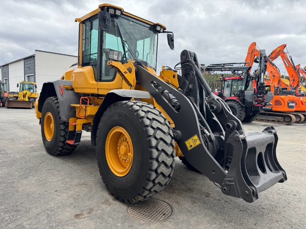 Leasing de Volvo L 90 H UUSILLA RENKAILLA  Volvo L 90 H UUSILLA RENKAILLA: foto 6