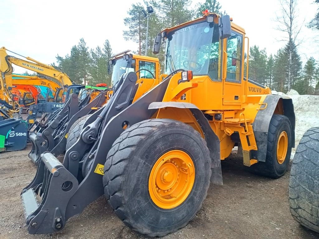 Volvo L120E RASVARILLA  - Cargadora de ruedas: foto 1 Volvo L120E RASVARILLA  - Cargadora de ruedas: foto 1