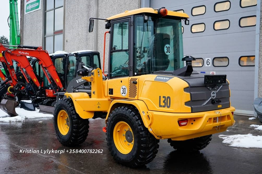 Volvo L30HS UUSI AJAMATON - Cargadora de ruedas: foto 2 Volvo L30HS UUSI AJAMATON - Cargadora de ruedas: foto 2