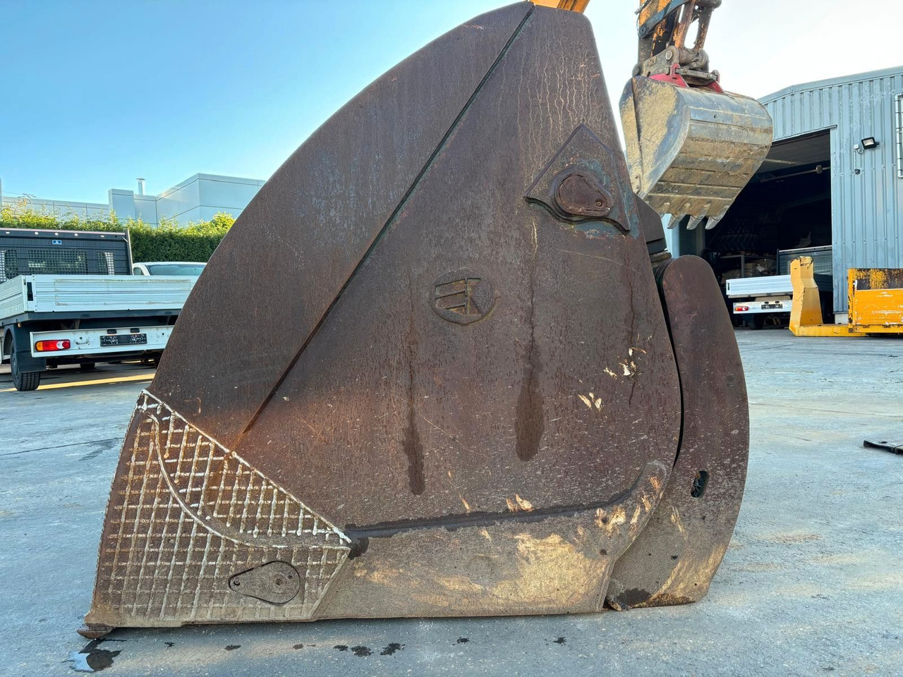 Volvo L150 - L180 - L220. Kippschaufel 5m3. Volvo L150 - L180 - L220. Kippschaufel 5m3. - Cazo cargador para Maquinaria de construcción: foto 5 Volvo L150 - L180 - L220. Kippschaufel 5m3. Volvo L150 - L180 - L220. Kippschaufel 5m3. - Cazo cargador para Maquinaria de construcción: foto 5