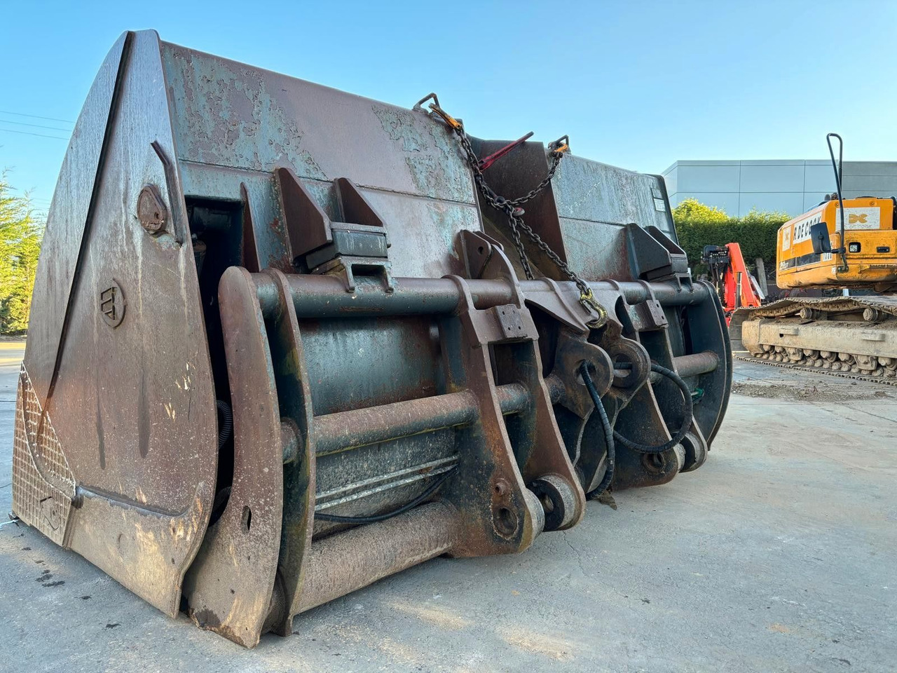 Volvo L150 - L180 - L220. Kippschaufel 5m3. Volvo L150 - L180 - L220. Kippschaufel 5m3. - Cazo cargador para Maquinaria de construcción: foto 1 Volvo L150 - L180 - L220. Kippschaufel 5m3. Volvo L150 - L180 - L220. Kippschaufel 5m3. - Cazo cargador para Maquinaria de construcción: foto 1