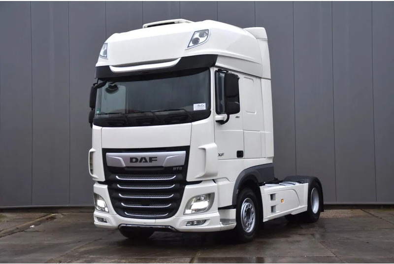 DAF XF 480 SSC 4x2 - RETARDER - 774 TKM - PARK. AIRCO - 2 x FUEL TANKS - LED LIGHTS - TOP CONDITION - - Cabeza tractora: foto 2 DAF XF 480 SSC 4x2 - RETARDER - 774 TKM - PARK. AIRCO - 2 x FUEL TANKS - LED LIGHTS - TOP CONDITION - - Cabeza tractora: foto 2