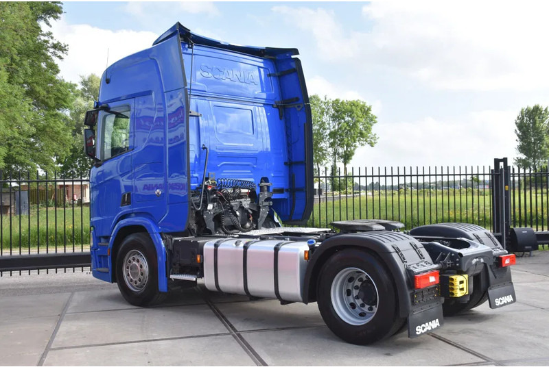 Scania R530 V8 NGS 4x2 - ADR FL - RETARDER - 253 TKM - ACC - NAVI - PTO - DIFF. LOCK - EXCELLENT CONDITION - - Cabeza tractora: foto 3 Scania R530 V8 NGS 4x2 - ADR FL - RETARDER - 253 TKM - ACC - NAVI - PTO - DIFF. LOCK - EXCELLENT CONDITION - - Cabeza tractora: foto 3