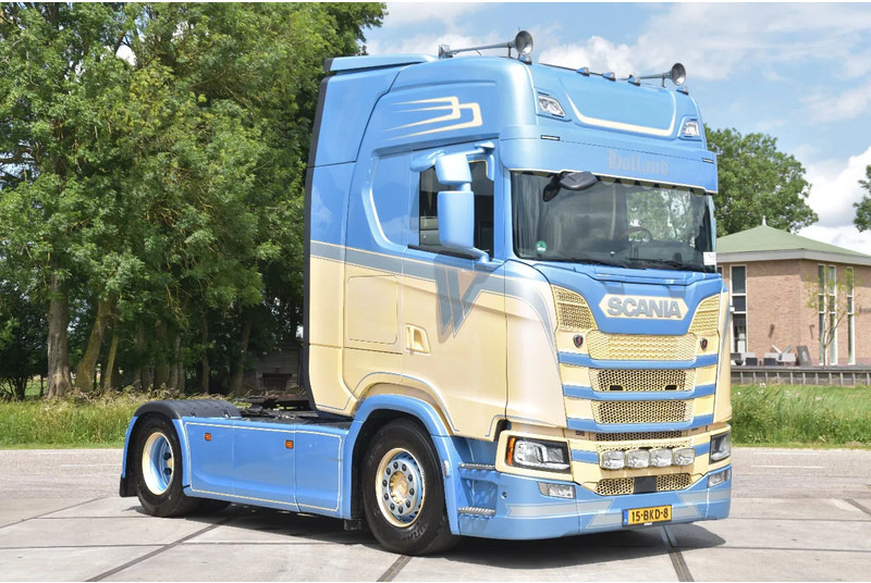 Scania S500 NGS 4x2NB - RETARDER - FULL AIR - PARK. AIRCO - FULL OPTIONS - 4 POINT AIR SUSPENSION - EXCELLENT CONDITION - - Cabeza tractora: foto 1 Scania S500 NGS 4x2NB - RETARDER - FULL AIR - PARK. AIRCO - FULL OPTIONS - 4 POINT AIR SUSPENSION - EXCELLENT CONDITION - - Cabeza tractora: foto 1