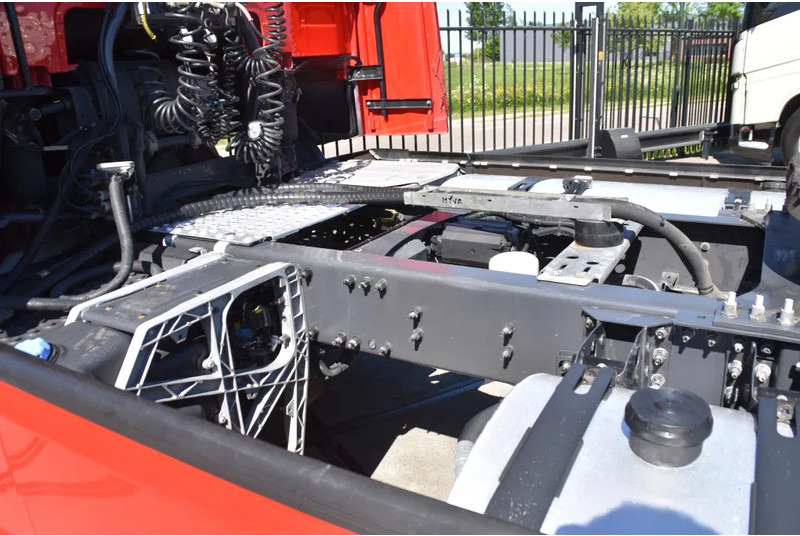 Cabeza tractora Volvo FH 460 Globe 4x2 - RETARDER- HYDRAULIC SYSTEM - 718 TKM - AIRCO - DIFF. LOCK - PTO - GOOD CONDITION -: foto 7