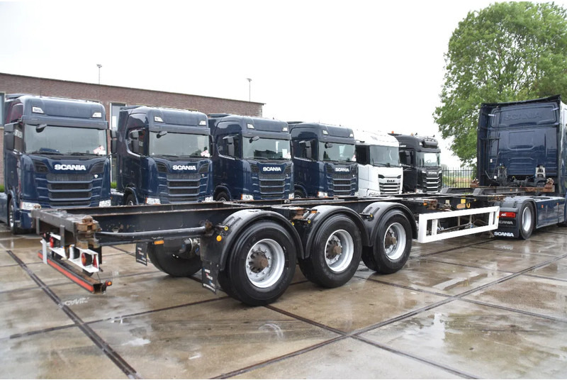 Krone SDC 27 - BPW AXLES - DRUM BRAKES - - Semirremolque portacontenedore/ Intercambiable: foto 2 Krone SDC 27 - BPW AXLES - DRUM BRAKES - - Semirremolque portacontenedore/ Intercambiable: foto 2