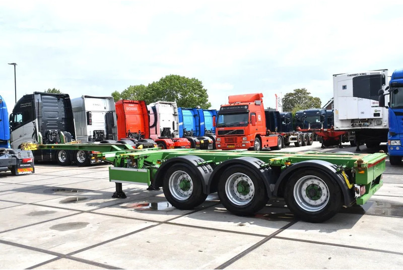 Pacton T3-010 - 2 LIFT AXLES - DRUM BRAKES - BPW AXLES - 2 x EXTENDABLE - GOOD CONDITION - - Semirremolque portacontenedore/ Intercambiable: foto 4 Pacton T3-010 - 2 LIFT AXLES - DRUM BRAKES - BPW AXLES - 2 x EXTENDABLE - GOOD CONDITION - - Semirremolque portacontenedore/ Intercambiable: foto 4