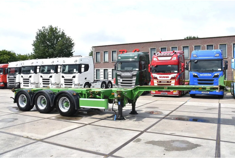 Pacton T3-010 - 2 LIFT AXLES - DRUM BRAKES - BPW AXLES - 2 x EXTENDABLE - GOOD CONDITION - - Semirremolque portacontenedore/ Intercambiable: foto 1 Pacton T3-010 - 2 LIFT AXLES - DRUM BRAKES - BPW AXLES - 2 x EXTENDABLE - GOOD CONDITION - - Semirremolque portacontenedore/ Intercambiable: foto 1