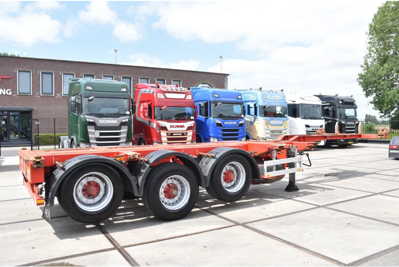 Pacton T3-010 - BPW AXLES - DRUM BRAKES - 2 LIFT AXLES - 2 x EXTENDABLE - - Semirremolque portacontenedore/ Intercambiable: foto 2 Pacton T3-010 - BPW AXLES - DRUM BRAKES - 2 LIFT AXLES - 2 x EXTENDABLE - - Semirremolque portacontenedore/ Intercambiable: foto 2