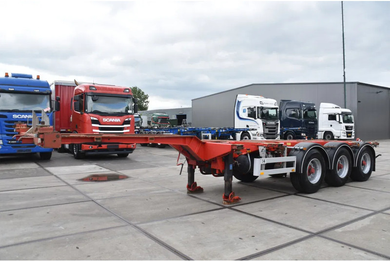 Pacton T3-010 - BPW AXLES - DRUM BRAKES - 2 LIFT AXLES - 2 x EXTENDABLE - - Semirremolque portacontenedore/ Intercambiable: foto 5 Pacton T3-010 - BPW AXLES - DRUM BRAKES - 2 LIFT AXLES - 2 x EXTENDABLE - - Semirremolque portacontenedore/ Intercambiable: foto 5
