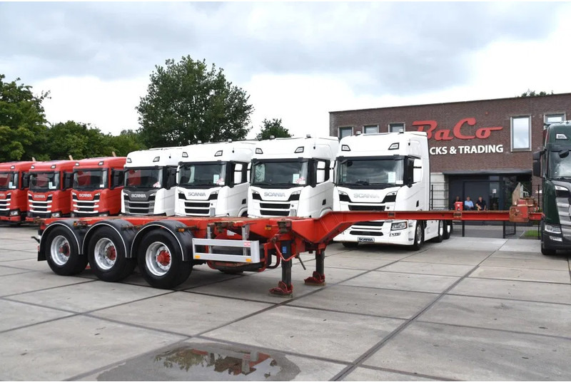 Pacton T3-010 - BPW AXLES - DRUM BRAKES - 2 LIFT AXLES - 2 x EXTENDABLE - - Semirremolque portacontenedore/ Intercambiable: foto 1 Pacton T3-010 - BPW AXLES - DRUM BRAKES - 2 LIFT AXLES - 2 x EXTENDABLE - - Semirremolque portacontenedore/ Intercambiable: foto 1
