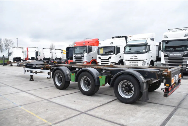 Renders ROC 16.27 CC - X STEERING - BPW AXLES - DISC BRAKES - - Semirremolque portacontenedore/ Intercambiable: foto 3 Renders ROC 16.27 CC - X STEERING - BPW AXLES - DISC BRAKES - - Semirremolque portacontenedore/ Intercambiable: foto 3