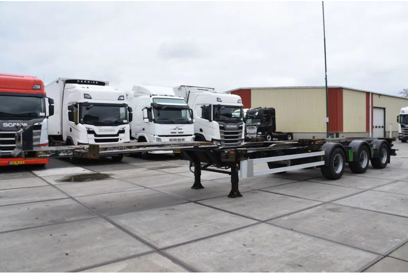 Renders ROC 16.27 CC - X STEERING - BPW AXLES - DISC BRAKES - - Semirremolque portacontenedore/ Intercambiable: foto 4 Renders ROC 16.27 CC - X STEERING - BPW AXLES - DISC BRAKES - - Semirremolque portacontenedore/ Intercambiable: foto 4