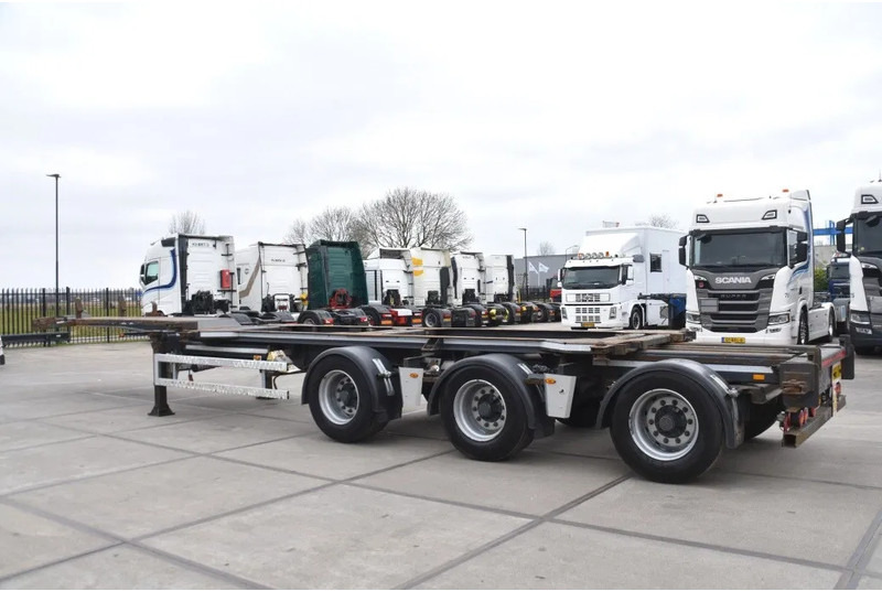 Renders ROC 16.30 - LIFT AXLE - BPW AXLES - DISC BRAKES - GOOD CONDITION - - Semirremolque portacontenedore/ Intercambiable: foto 4 Renders ROC 16.30 - LIFT AXLE - BPW AXLES - DISC BRAKES - GOOD CONDITION - - Semirremolque portacontenedore/ Intercambiable: foto 4