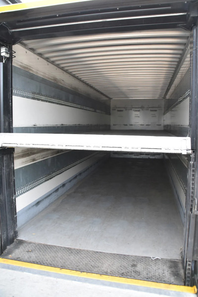 Camión caja cerrada Volvo FL 280 4x2 + BOX - 294 TKM - AIRCO - DOUBLE CARGOFLOOR - ELEVATOR - REMOTE CONTROL - CAMERA -: foto 7