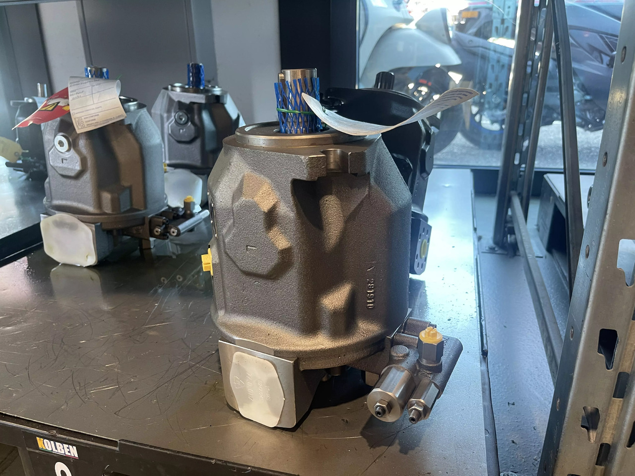 REXROTH A10VSO71DFR1/31L-VPA42N00 - Bomba hidráulica para Equipo de manutención: foto 2 REXROTH A10VSO71DFR1/31L-VPA42N00 - Bomba hidráulica para Equipo de manutención: foto 2