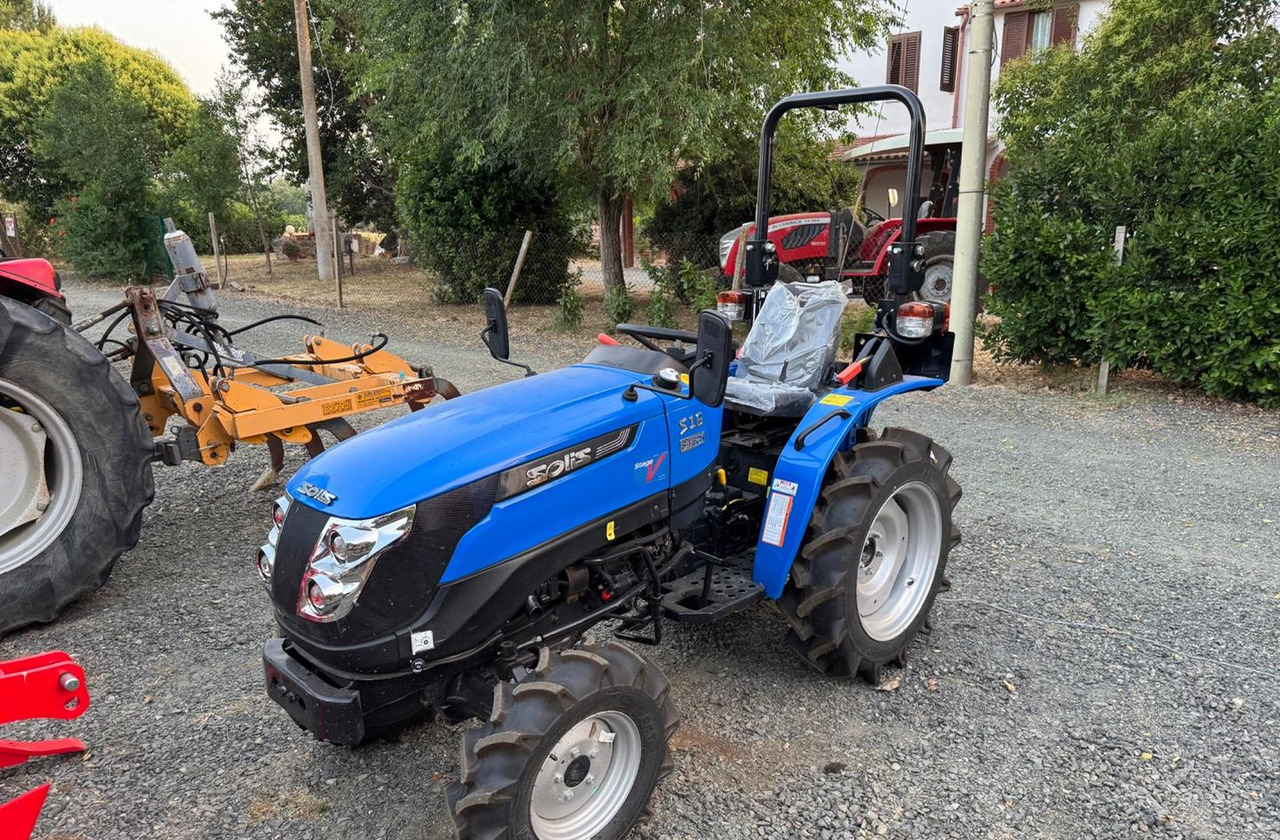 Trattore - Mini tractor: foto 2 Trattore - Mini tractor: foto 2
