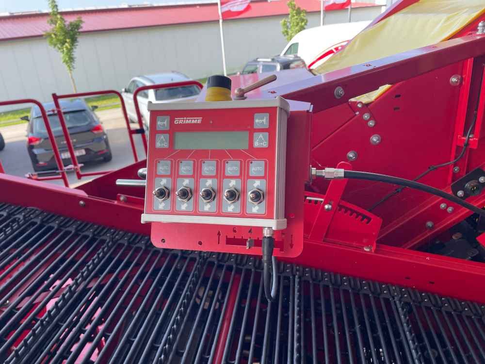 Grimme SE 75-55 - Cosechadora: foto 2 Grimme SE 75-55 - Cosechadora: foto 2