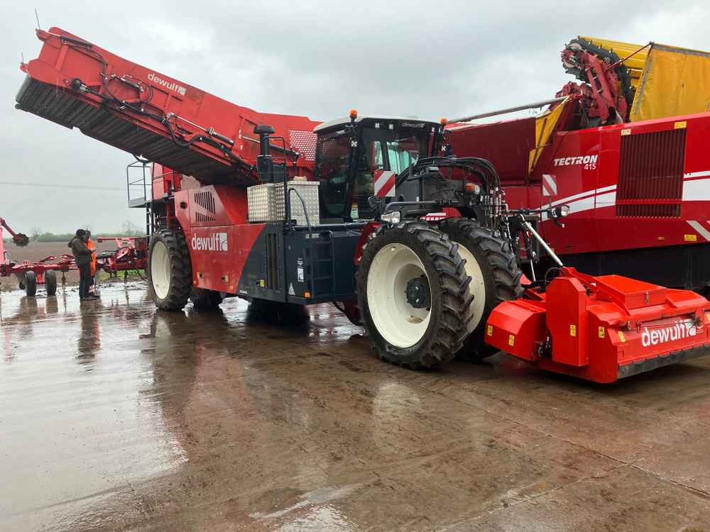 Dewulf DeWulf, RA3060, 2 Row, Self-Propelled Potato Harvester - Cosechadora: foto 1 Dewulf DeWulf, RA3060, 2 Row, Self-Propelled Potato Harvester - Cosechadora: foto 1