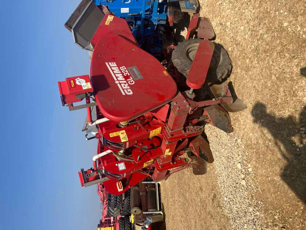 Grimme Grimme GL 32 B, 2 Row, Cup, Potato Planter - Cosechadora: foto 1 Grimme Grimme GL 32 B, 2 Row, Cup, Potato Planter - Cosechadora: foto 1