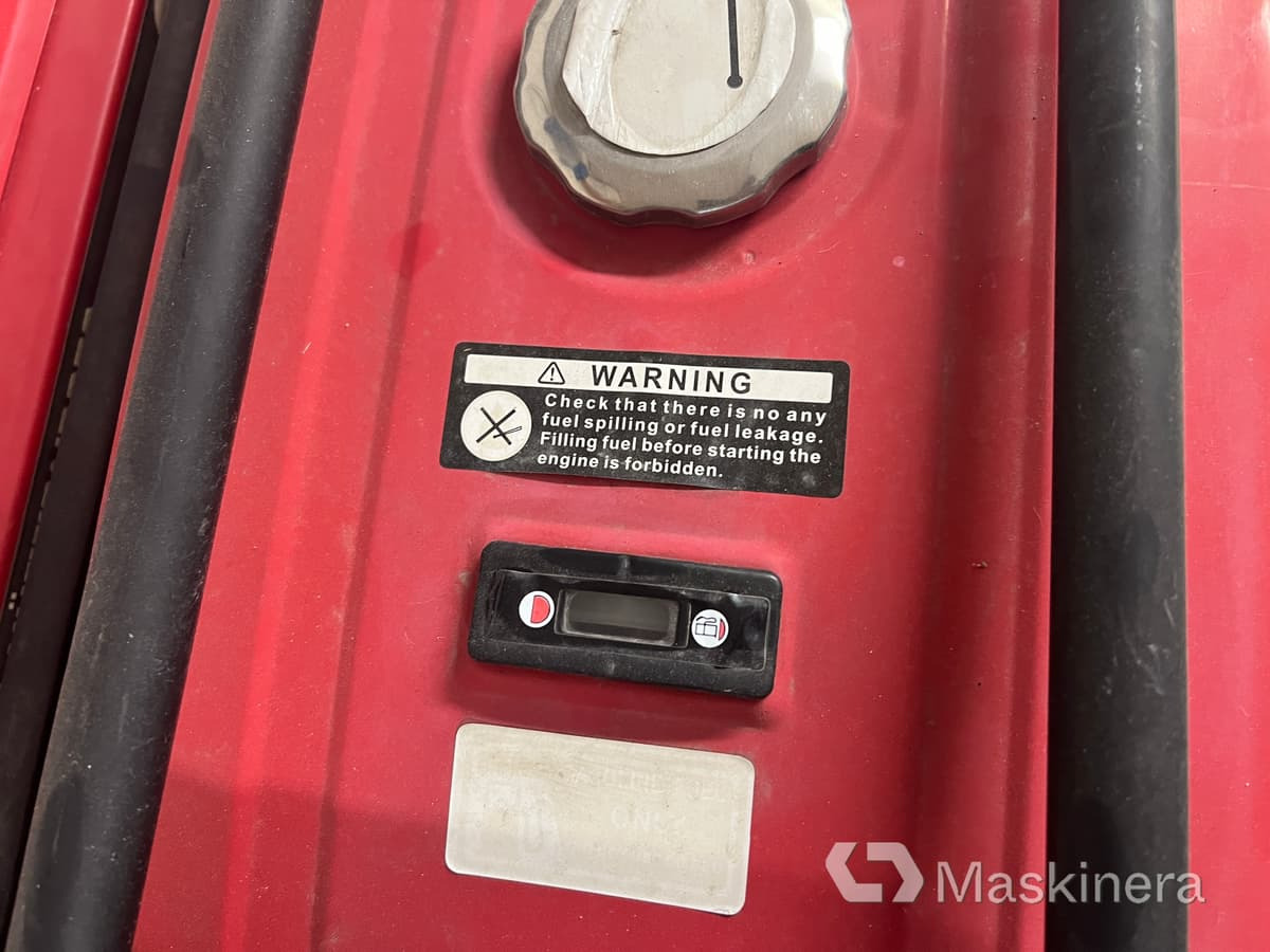 Elverk Huttenberg H8500W - Generador industriale: foto 4 Elverk Huttenberg H8500W - Generador industriale: foto 4