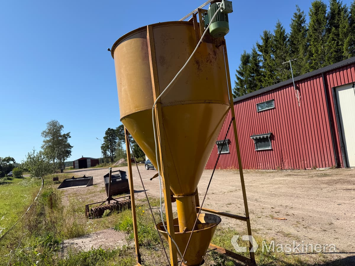 Foderblandare Skiold A2 - Almacenamiento: foto 4 Foderblandare Skiold A2 - Almacenamiento: foto 4