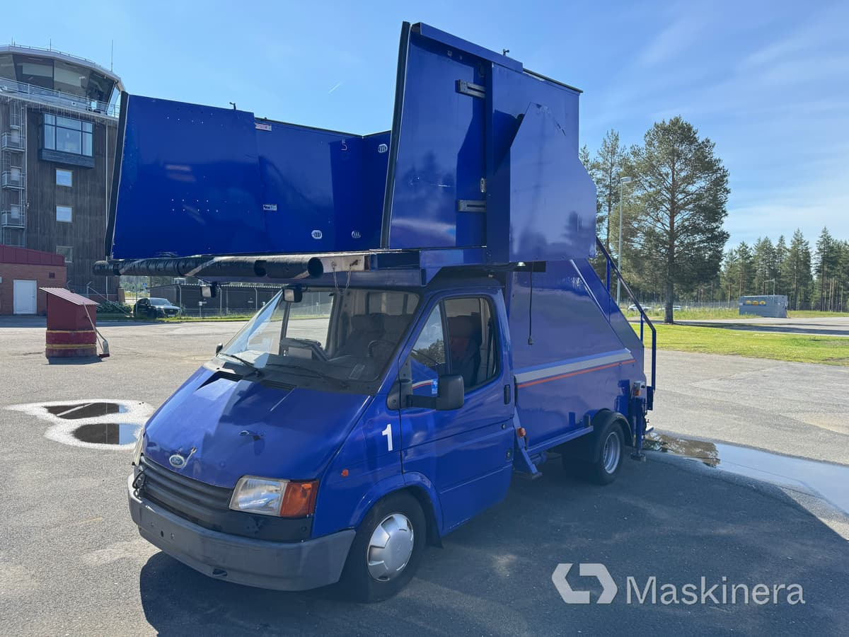 Ford Transit TFGBHL 130 Trappbil Ford Transit TFGBHL - Furgón: foto 1 Ford Transit TFGBHL 130 Trappbil Ford Transit TFGBHL - Furgón: foto 1