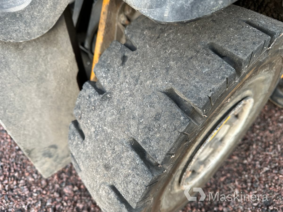 Carretilla elevadora eléctrica Gaffeltruck Eltruck Jungheinrich EFG-DF: foto 40 Carretilla elevadora eléctrica Gaffeltruck Eltruck Jungheinrich EFG-DF: foto 40