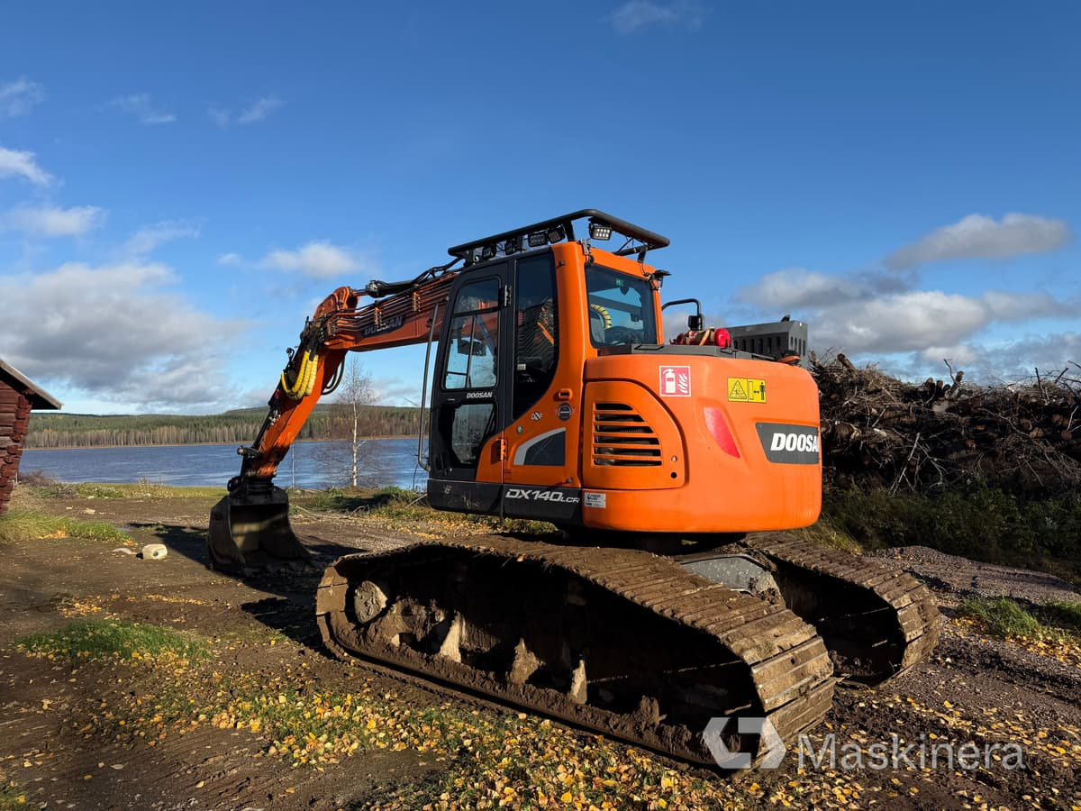 Grävmaskin Doosan DX140LCR-5 / Skördaraggregat 25RH - Excavadora de cadenas: foto 3 Grävmaskin Doosan DX140LCR-5 / Skördaraggregat 25RH - Excavadora de cadenas: foto 3