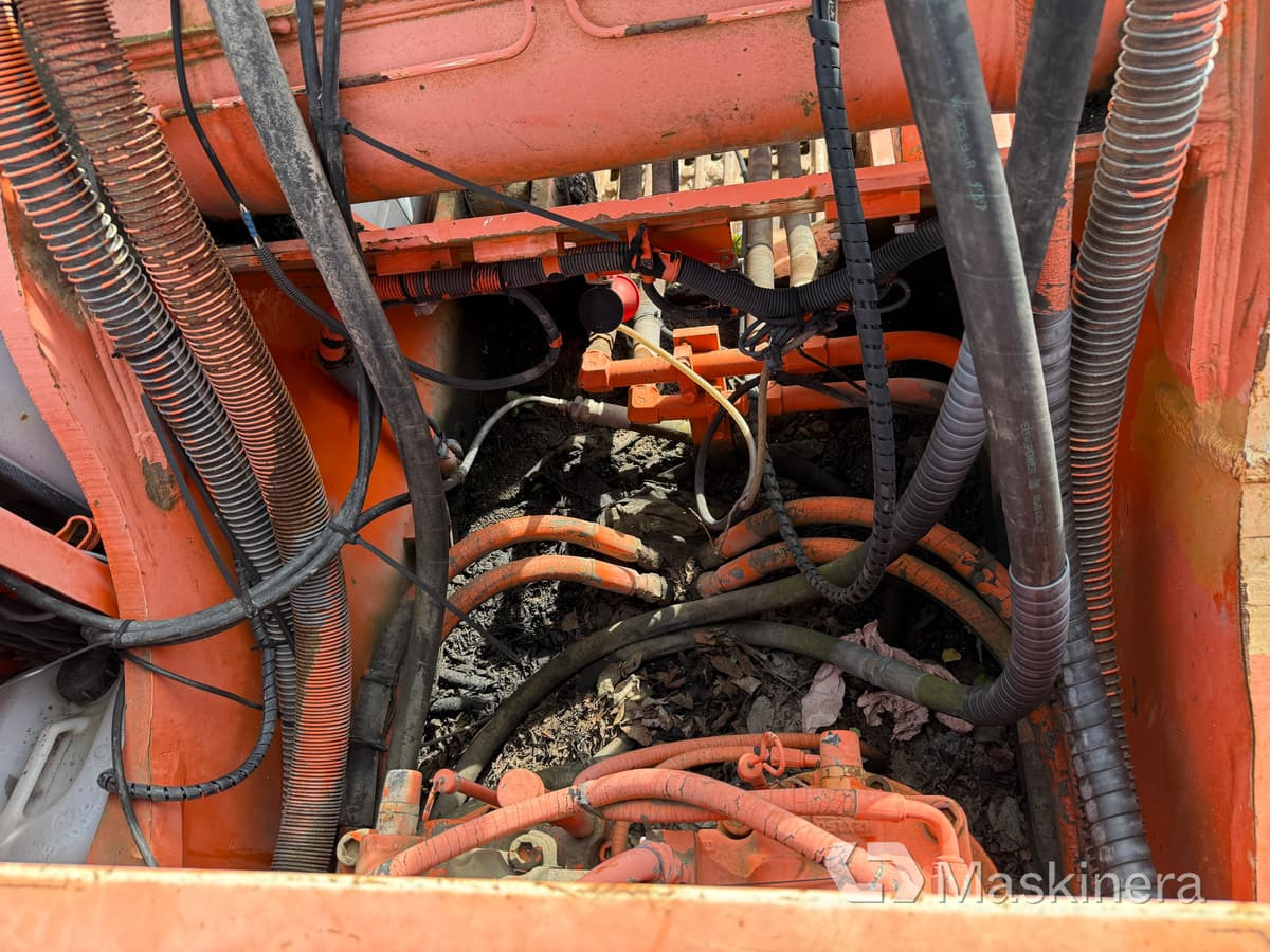 Excavadora de cadenas Grävmaskin Hitachi EX455 LC: foto 32