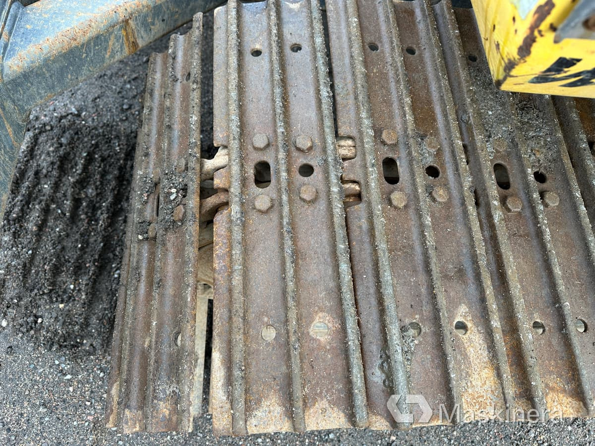 Excavadora de cadenas Grävmaskin New Holland Kobelco E70BSR-2: foto 32