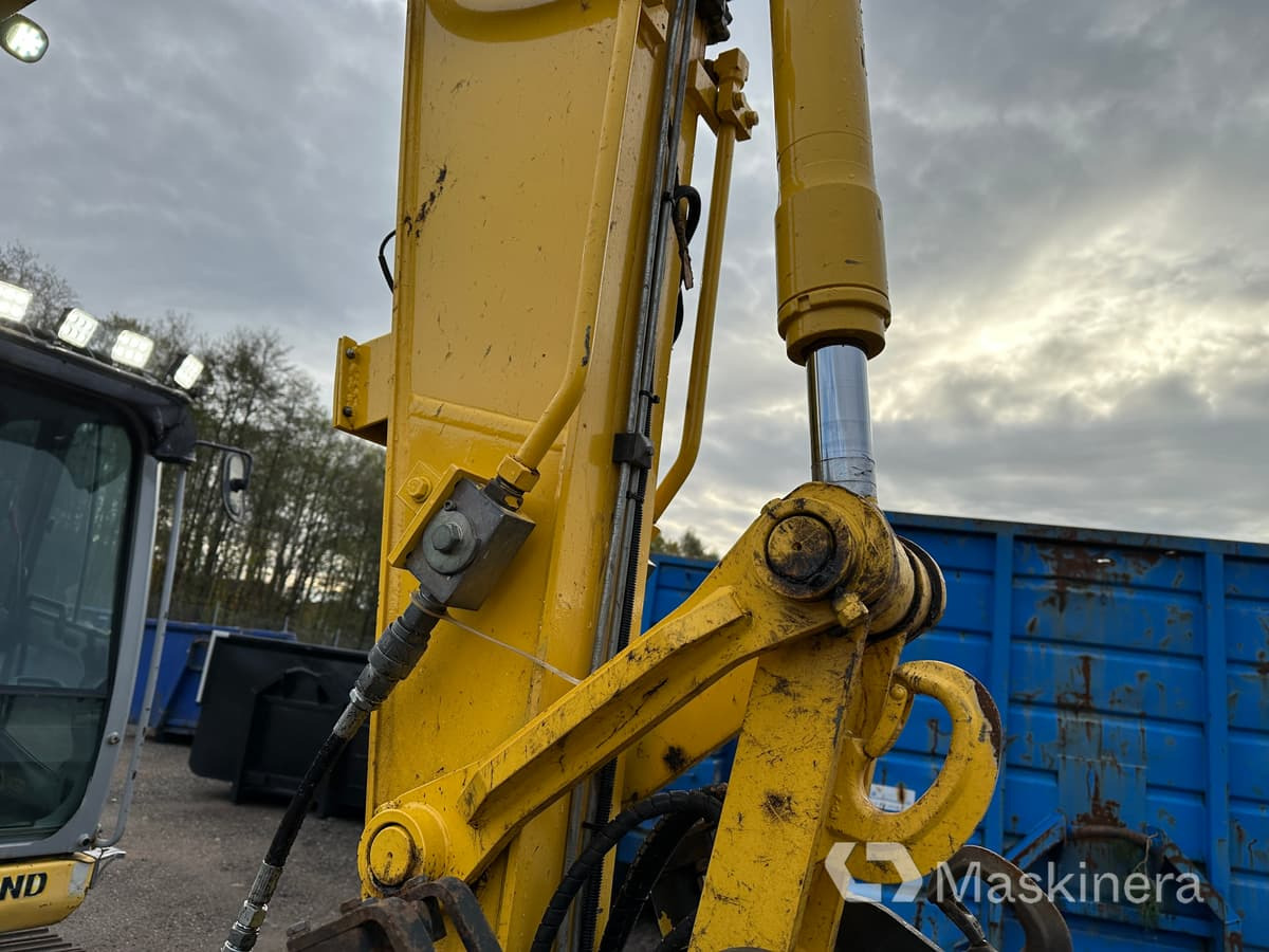 Excavadora de cadenas Grävmaskin New Holland Kobelco E70BSR-2: foto 50