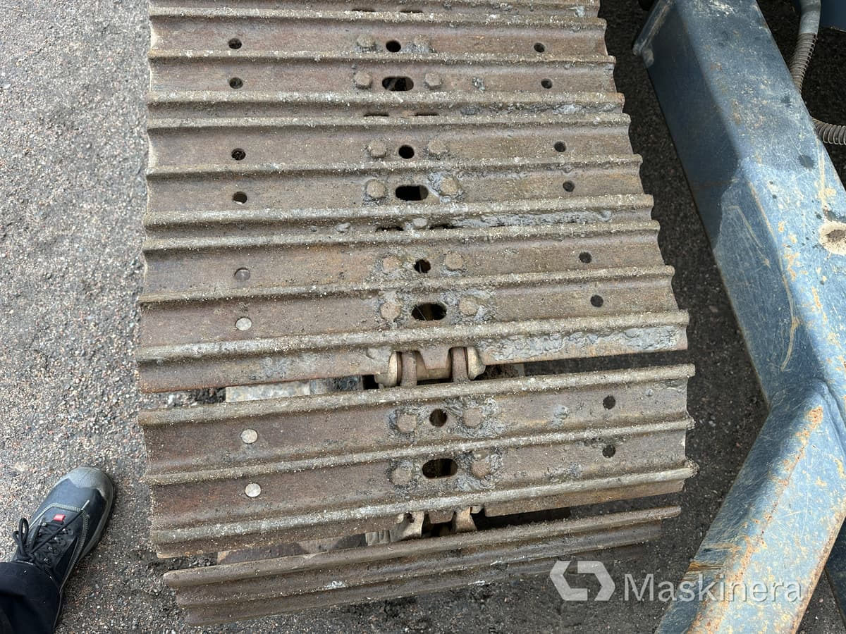 Excavadora de cadenas Grävmaskin New Holland Kobelco E70BSR-2: foto 18