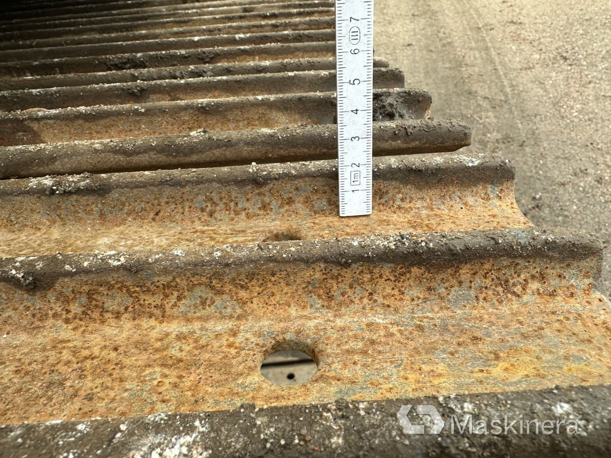 Excavadora de cadenas Grävmaskin New Holland Kobelco E70BSR-2: foto 21