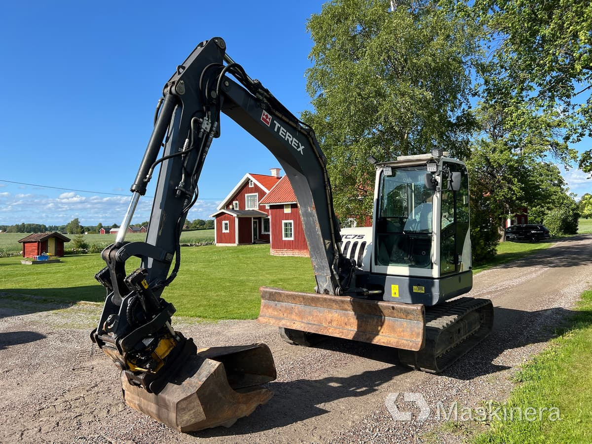 Excavadora de cadenas Grävmaskin Terex TC75: foto 1