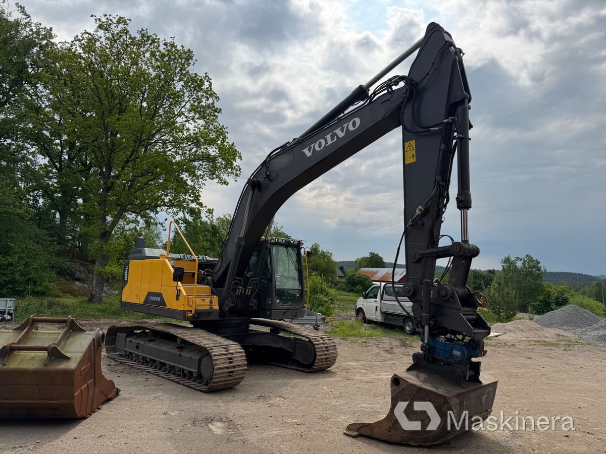 Grävmaskin Volvo EC250E med redskap - Excavadora de cadenas: foto 3 Grävmaskin Volvo EC250E med redskap - Excavadora de cadenas: foto 3