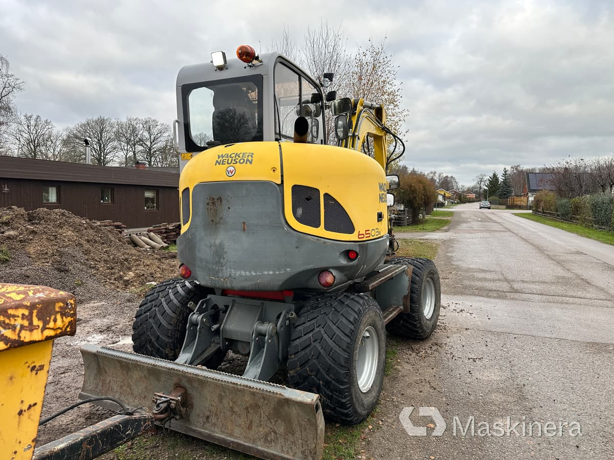 Hjulgrävare Wacker Neuson 6503-2 med vagn & redskap - Excavadora de cadenas: foto 4 Hjulgrävare Wacker Neuson 6503-2 med vagn & redskap - Excavadora de cadenas: foto 4